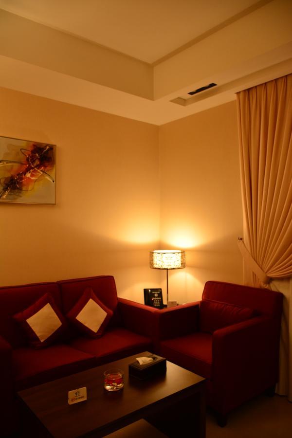 Home Inn Hotel Suites Al Khobar Exterior foto